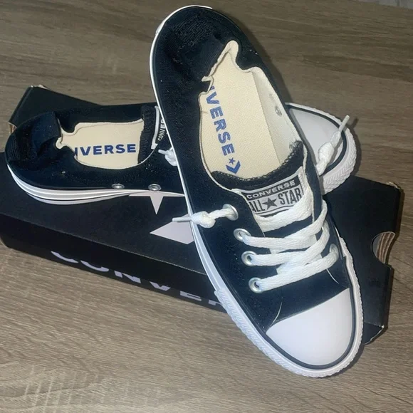 ❇️NWT❇️ CONVERSE 
SHORELINE SLIP-ONS - Picture 7 of 9